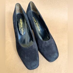 Vintage Stephane Kelian Black Suede 2.5” Pumps. 5 1/2 European/8 US